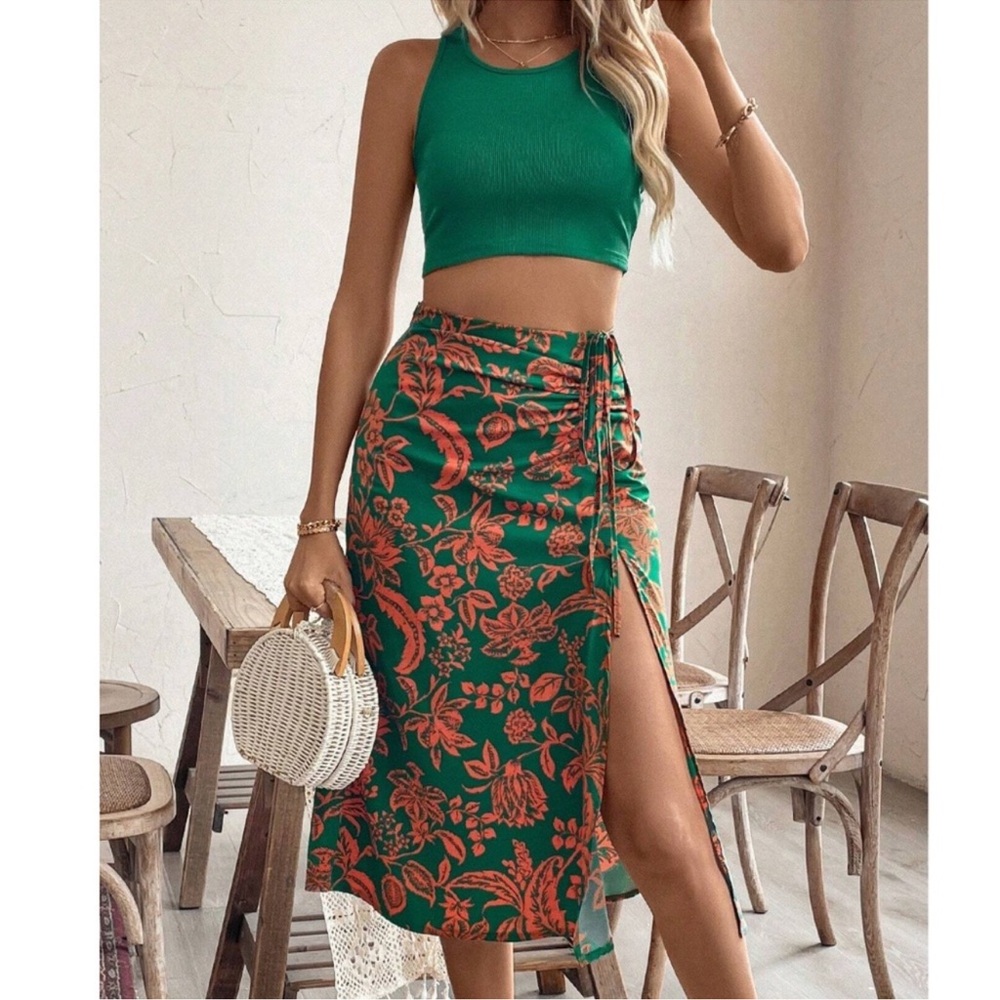 Boho Green Floral Tropical Print Crop Tank Top Midi Skirt Set 1X 2X 3X 4X
